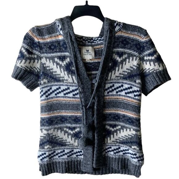 Between Me & You Sweater Wool Knitted Hooded Short Sleeves Women Size Large Top - Picture 3 of 7